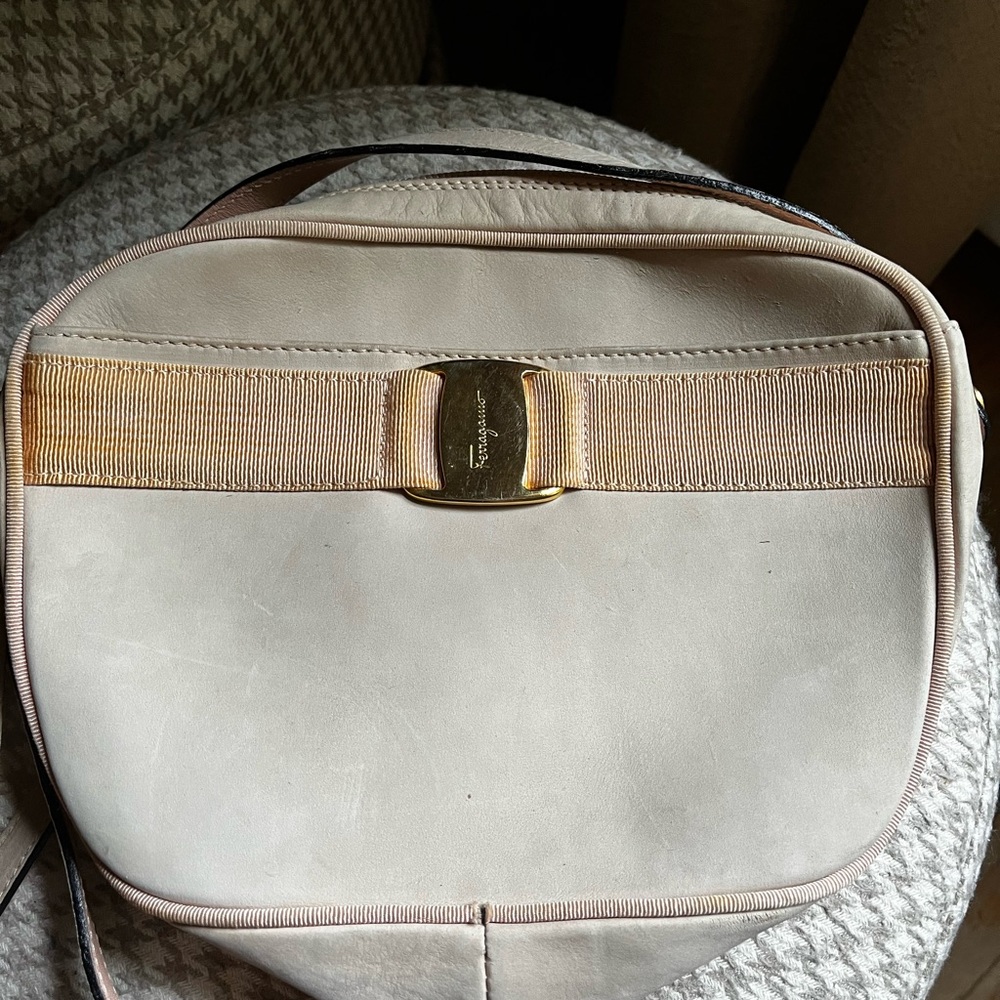 Ferragamo Shoulder Bqg